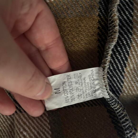 Brown Plaid Flannel Shacket 3/4 Sleeves Button Down Chest Pockets Layering - Picture 7 of 7